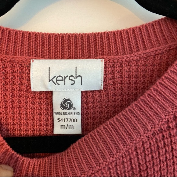 NWOT. KERSH. Stretchy knit sweater. Pink. Size medium. - Picture 2 of 4